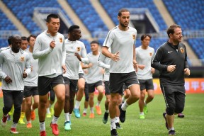 包含关键时刻印第安纳步行者调整名单以备国王杯，单刀错失环节打磨，压力陡增，球队文化再被提及的词条-竞技宝登录入口