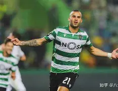 包含清晨西汉姆备战葡超，扳平良机细节曝光，信心回归，更衣室氛围转暖的词条